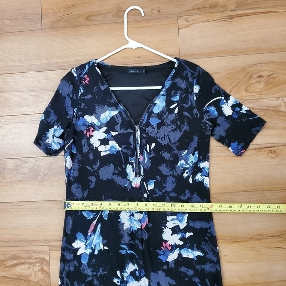 REITMANS women floral pattern dress size M Medium Shirt Dress - Picture 9 of 11